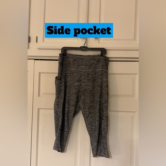 6 pairs of Leggings 3XL Black, Blue, Purple, and Gray - Picture 5 of 16